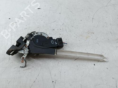 Højre bagtil lås Højre bagtil lås TOYOTA COROLLA (_E11_) 1.4 (EE111_, EE111R) (86 hp) 39685954 39685954