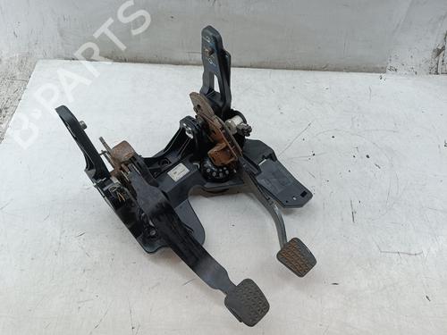 Used Pedal Pedal OPEL ASTRA J Sports Tourer (P10) 1.7 CDTI (35) (125 hp) 39723451 39723451