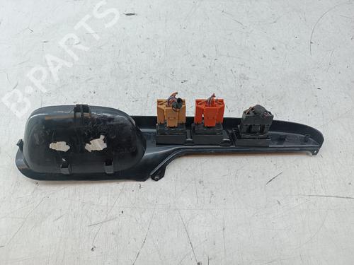 Venstre fortil elrude kontakt Venstre fortil elrude kontakt SEAT IBIZA II (6K1) [1993-2002] 39886538 39886538