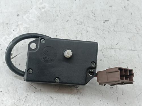 Gebläsemotor für Gebläsemotor RENAULT MASTER II Van (FD) 1.9 dCi 80 (FD0P) (82 hp) 39890977 39890977
