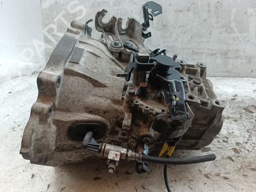 Gearbox KIA CEE'D (JD) 1.6 CRDi 136 | BP39932170M3 - Image 3