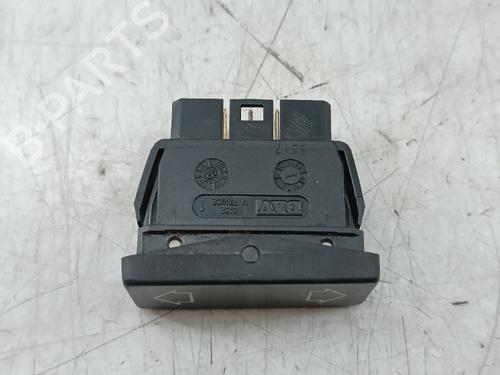 Used Switch Switch CITROËN SAXO Hatchback van (S3_) 1.5 D (57 hp) 32147548 32147548