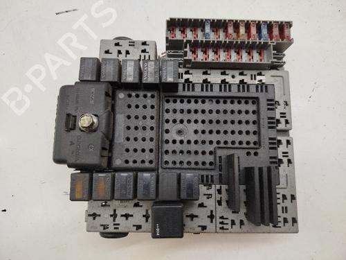 Used Fuse box Fuse box VOLVO S60 I (384) 2.0 T (180 hp) 40042401 40042401