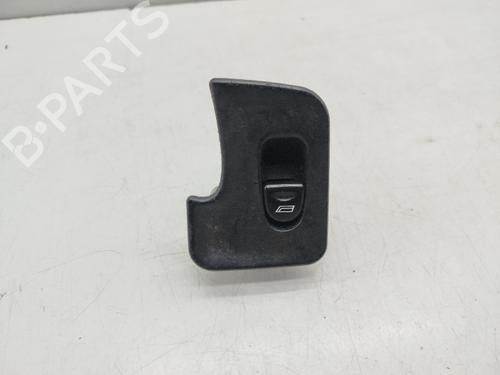 Used Right front window switch Right front window switch ALFA ROMEO 147 (937_) 1.6 16V T.SPARK (937.AXA1A, 937.AXB1A, 937.BXB1A) (120 hp) 40089620 40089620