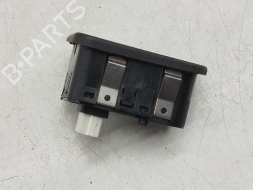 Right front window switch ALFA ROMEO 147 (937_) 1.6 16V T.SPARK (937.AXA1A, 937.AXB1A, 937.BXB1A) | BP40089620I26 - Image 5