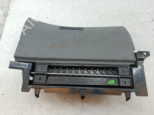 Used Glove box Glove box BMW 3 Touring (E46) 320 d (136 hp) 40196818 40196818
