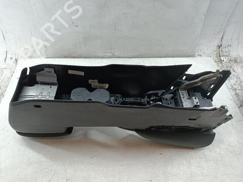 Used Armrest / Center console Armrest / Center console NISSAN LEAF (ZE1) Electric (150 hp) 40196843 40196843