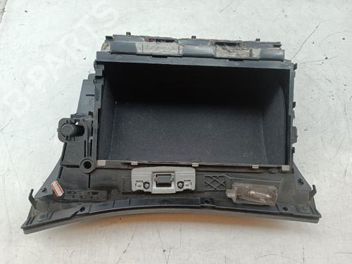 Used Glove box Glove box BMW 3 Touring (E46) 320 d (136 hp) 40234906 40234906