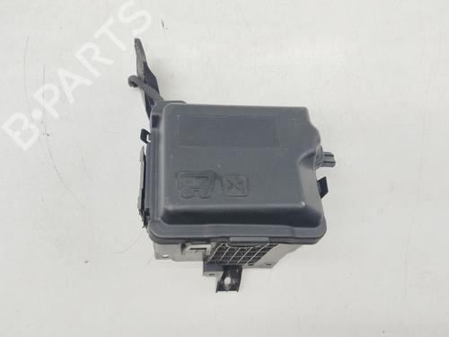 Used Fuse box Fuse box CITROËN C3 III Van (SX_, SY_) BlueHDi 100 (102 hp) 40256207 40256207