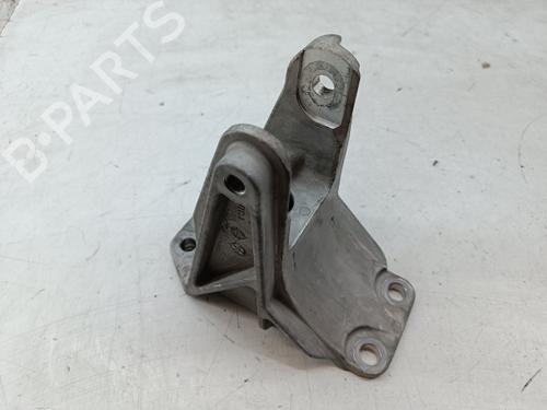 Used Engine mount Engine mount NISSAN LEAF (ZE1) Electric (150 hp) 40257631 40257631