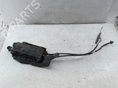 electric-handbrake-renault-scenic-ii-jm01_-2003-2004-2005-2006-2007-2008-2009-2010-40264357 main image