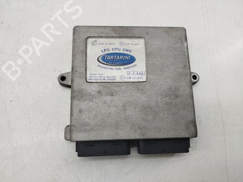 Used Fuse box Fuse box FORD ESCORT VI Turnier (GAL, ANL) 1.6 16V (90 hp) 40334871 40334871