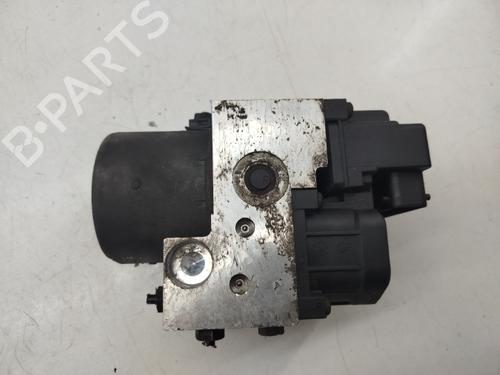 Used Brake master cylinder Brake master cylinder ALFA ROMEO 156 (932_) 2.4 JTD (932A1B__) (140 hp) 40334872 40334872