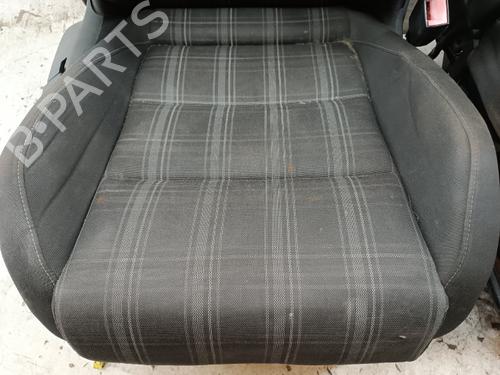 Right front seat VW GOLF VI (5K1) 1.6 TDI | BP40448785C16 - Image 3