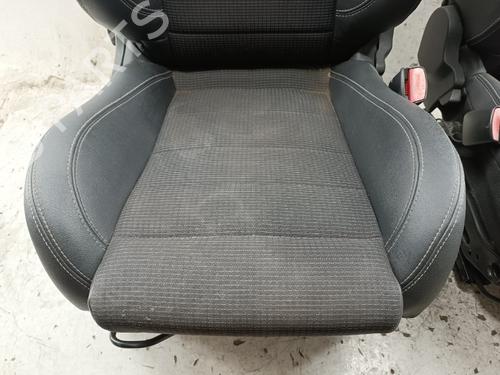 Right front seat RENAULT MEGANE III Hatchback (BZ0/1_, B3_) 1.5 dCi (BZ0C) | BP40509920C16 - Image 4