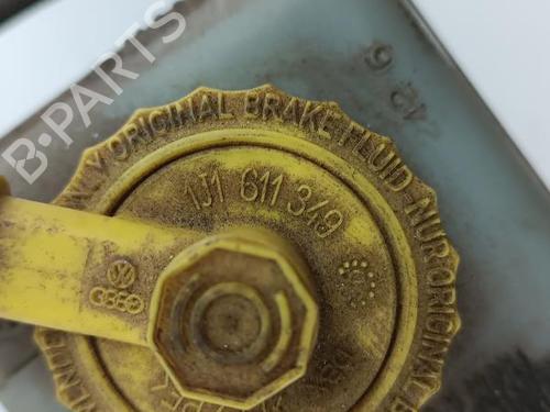 Brake master cylinder AUDI A3 (8L1) 1.9 TDI | BP24830397M77