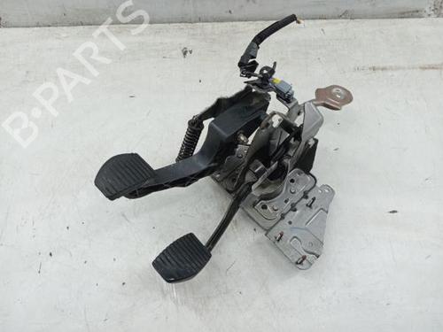 Used Pedal Pedal PEUGEOT 308 SW I (4E_, 4H_) 1.6 HDi (109 hp) 32341031 32341031