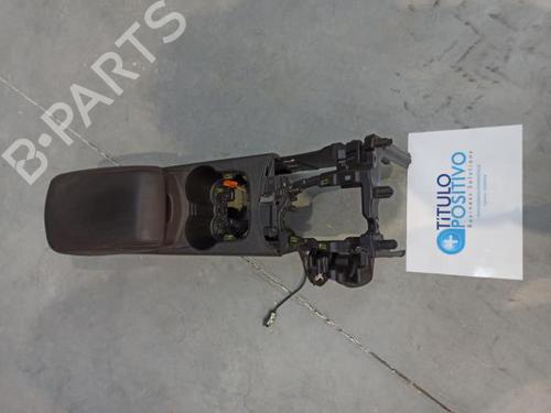 Armrest / Center console FORD FOCUS III | BP17244778I20