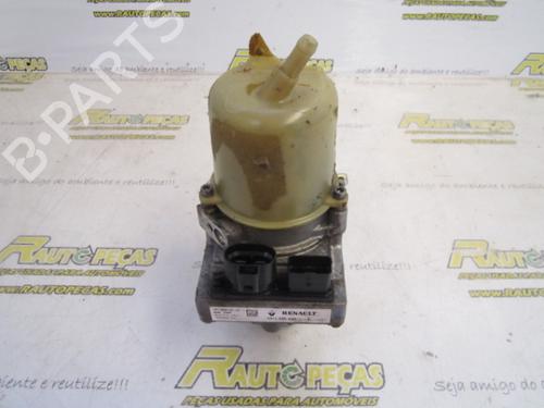 Used Steering pump RENAULT LAGUNA III Grandtour (KT0/1) [2007-2015]  17288003