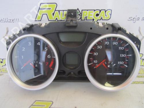 Used Instrument cluster RENAULT MEGANE II Estate (KM0/1_) [2003-2012]  17286635