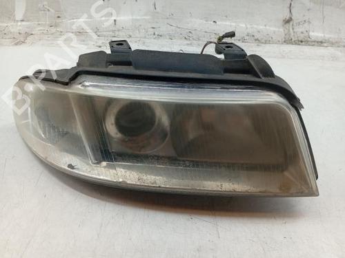 Phare droit AUDI A4 B5 Avant (8D5) [1994-2002]  29457687