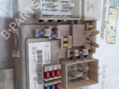 Fuse box FORD FOCUS II Turnier (DA_, FFS, DS) | BP17286467E1