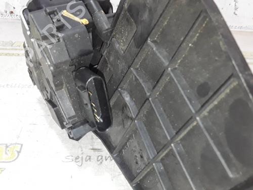 Zamek drzwi tylnych prawych FORD FIESTA VI (CB1, CCN)  | BP17287708C99 