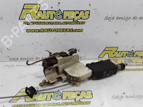 Używane Zamek drzwi przednich lewych OPEL CORSA B (S93) [1993-2009]  17290078