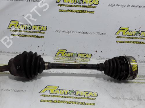 Used Left front driveshaft VW GOLF III (1H1) [1989-2000]  17290186