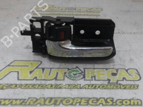 Used Front left interior door handle TOYOTA AVENSIS Saloon (_T25_) [2003-2009]  17292399