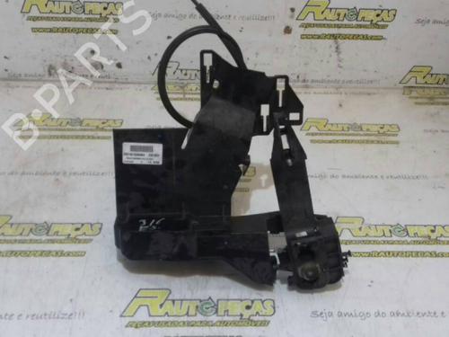 Używane Zamek drzwi przednich lewych FORD FIESTA V (JH_, JD_) [2001-2014]  17292429