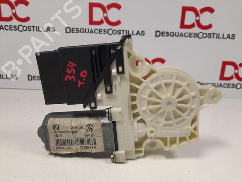 Used Right rear window motor SEAT LEON (1M1) 1.8 20V (125 hp) 17405392