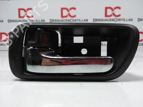 Used Front left interior door handle TOYOTA COROLLA Verso (ZER_, ZZE12_, R1_) 1.8 (ZNR11_, ZNR11R) (129 hp) 32085463