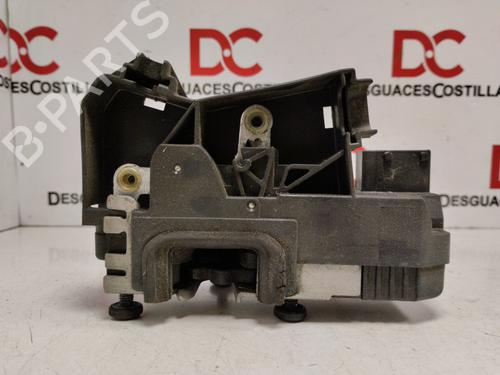 Used Front right lock OPEL MERIVA A MPV (X03) [2003-2010]  24801553