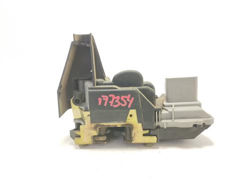 Front right lock PEUGEOT 307 Break (3E) 2.0 HDI 110 | BP27440573C97 
