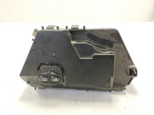 Used Switch MERCEDES-BENZ S-CLASS (W220) S 320 CDI (220.025, 220.125) (204 hp) 18070741