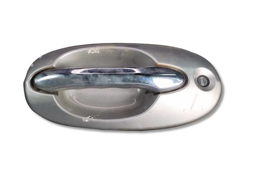 front-right-exterior-door-handle-kia-carnival-ii-gq-1999-2000-2001-2002-2003-2004-2005-2006-2007-34722100 main image