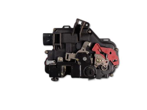 Used Rear right lock Rear right lock AUDI A4 B6 (8E2) 2.4 (170 hp) 33755208 33755208