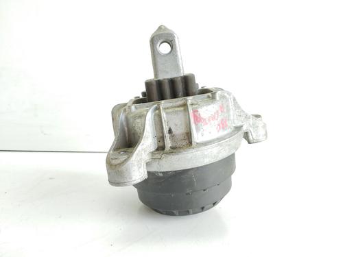 Used Engine mount BMW 5 (F10) 520 d (184 hp) 30468167