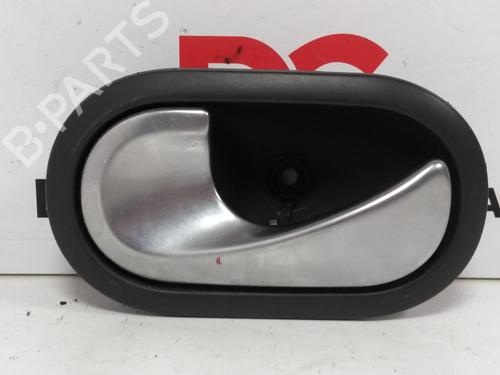 Used Front left interior door handle RENAULT SCÉNIC II (JM0/1_) 1.5 dCi (JM1E, JM16) (106 hp) 22418170