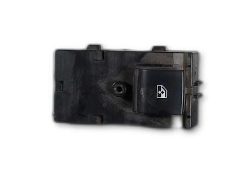 Comutador vidro trás esquerdo CHEVROLET CRUZE (J300) 2.0 CDI (150 hp) 31168657