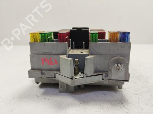 Skrzynka bezpieczników FIAT STILO (192_) 1.6 16V (192_XB1A) | BP29982733E1