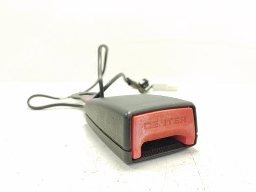 Used Rear left seatbelt TOYOTA VERSO (_R2_) 2.0 D-4D (AUR20_, AUR20R) (126 hp) 17424033