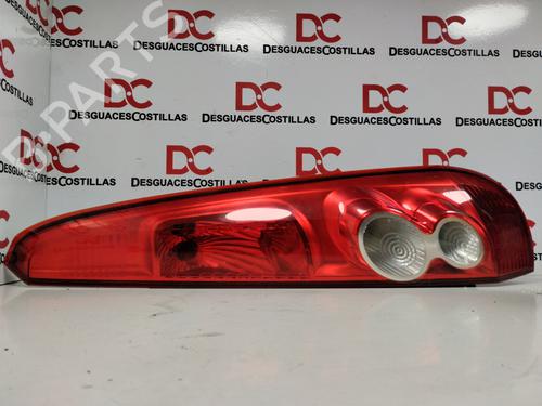 Used Right taillight FORD FIESTA V (JH_, JD_) 1.4 TDCi (68 hp) 17414406