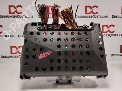 Fuse box OPEL ZAFIRA A MPV (T98) 2.0 DTI 16V (F75) | BP17417804E1 