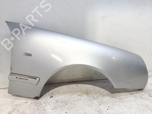 Used Right front fenders Right front fenders MERCEDES-BENZ E-CLASS (W210) E 220 D (210.004) (95 hp) 40102075 40102075