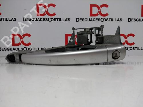 Puxador exterior frente esquerdo PEUGEOT PARTNER Box Body/MPV 1.6 HDi (111 hp) 17402351