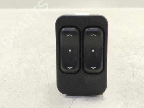 Comutador vidro frente esquerdo Comutador vidro frente esquerdo OPEL ASTRA G Hatchback (T98) [1998-2009] 35933480 35933480