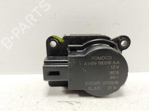 Brændstofdæksel aktuator FORD FOCUS III [2010-2020]  24484287