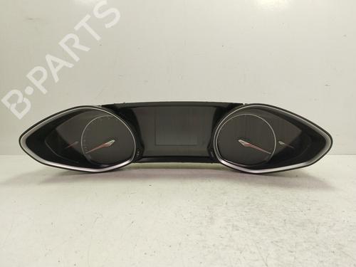 Used Instrument cluster PEUGEOT 308 II (LB_, LP_, LW_, LH_, L3_) [2013-2021]  31051172
